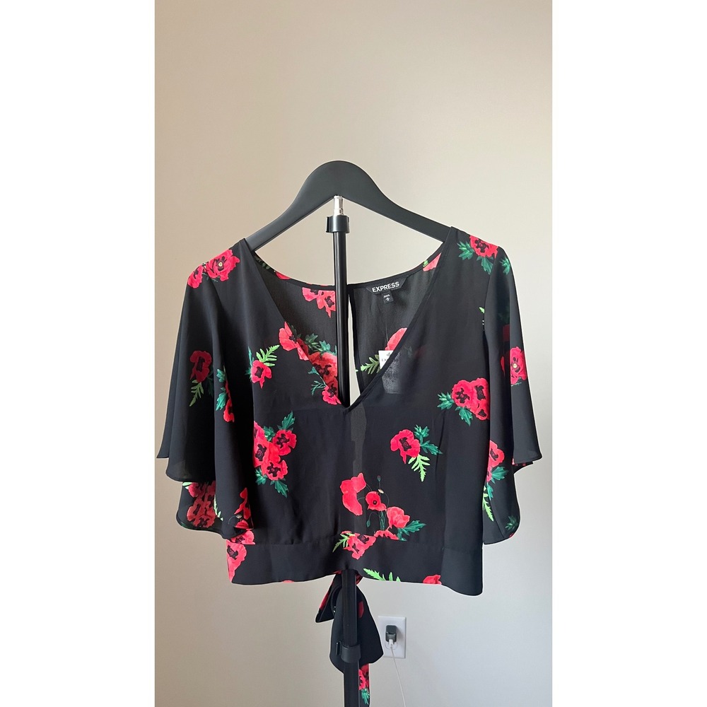 Express Womens Black Red Floral Poppy V-Neck Flutter Sleeve Tie Back Crop Top M
